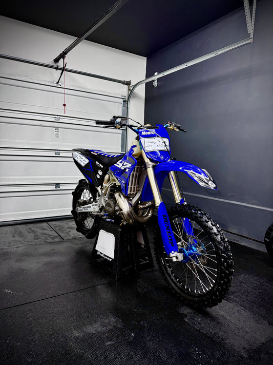 Full Custom Graphics